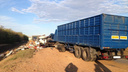 В Ростовской области в столкновении трех грузовиков погибли люди
