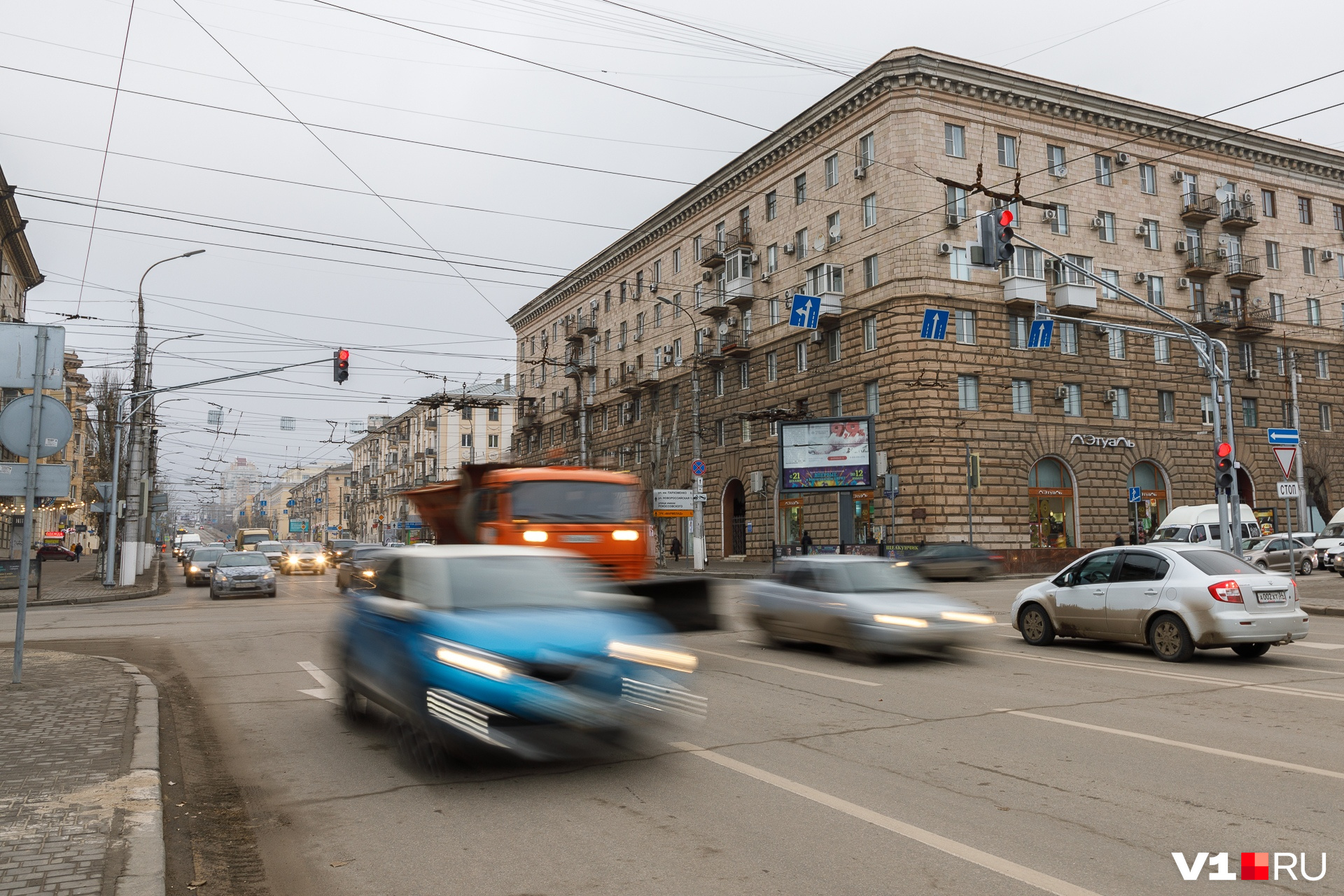 Перекресток Комсомольской с проспектом Ленина лидирует в Волгограде по числу аварий