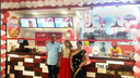 Новосибирская компания открыла кафе с вафлями в Индии и США