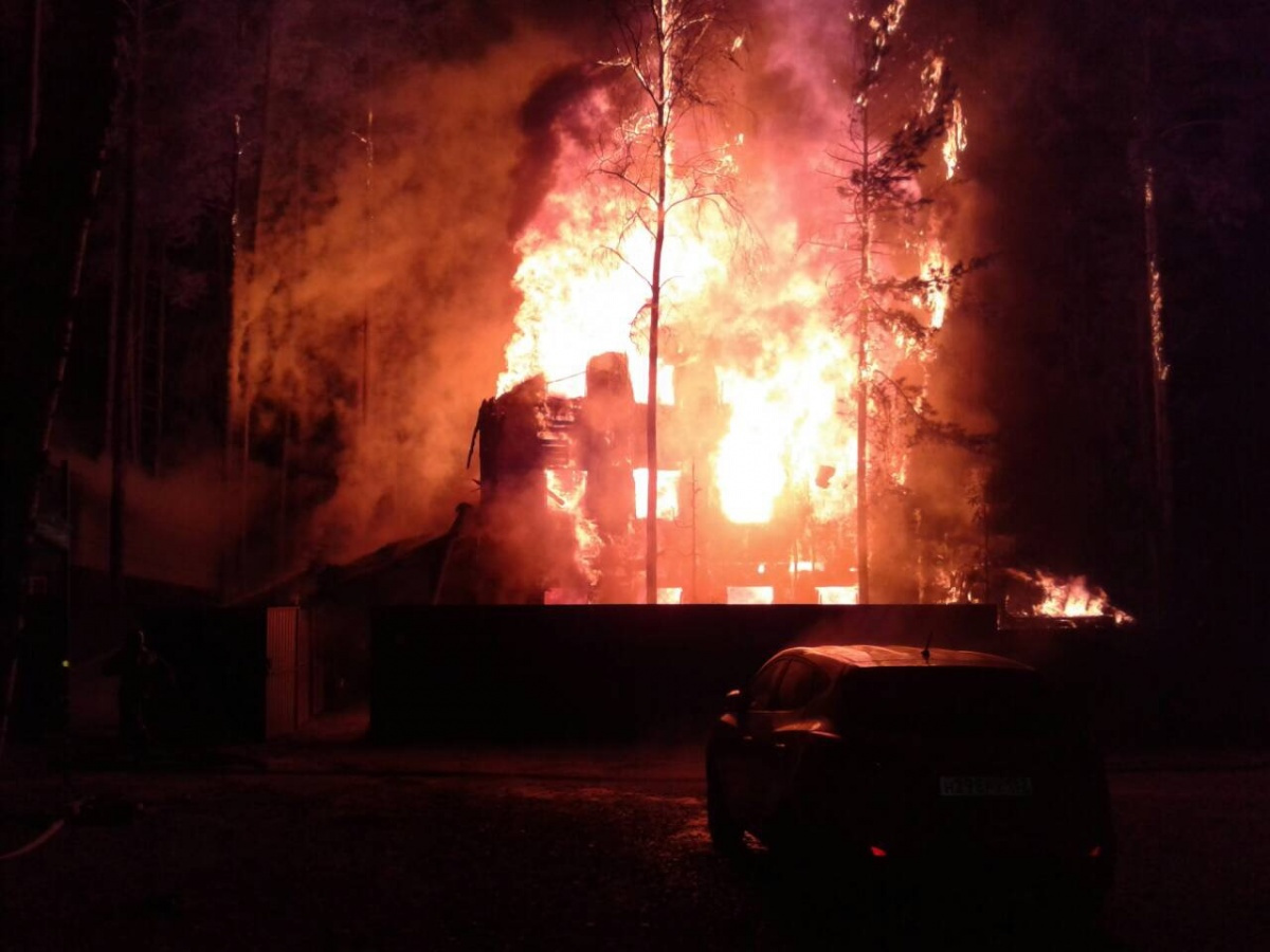 Страшные кадры пожара в Городецком районе