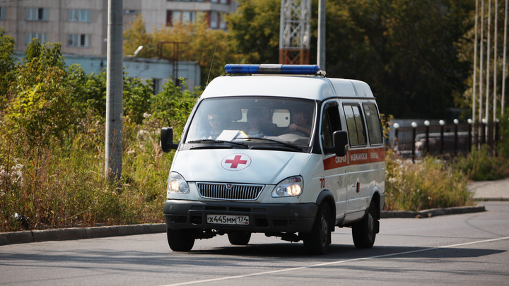 Зарплата в норме: в Минздраве Челябинской области прокомментировали бунт сотрудников скорой помощи