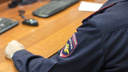 Полмиллиона и телефон: в Самаре полицейский брал «дань» с местной жительницы