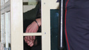 Прикрывал нелегалов: в Самаре экс-полицейский предстанет перед судом за получение взяток