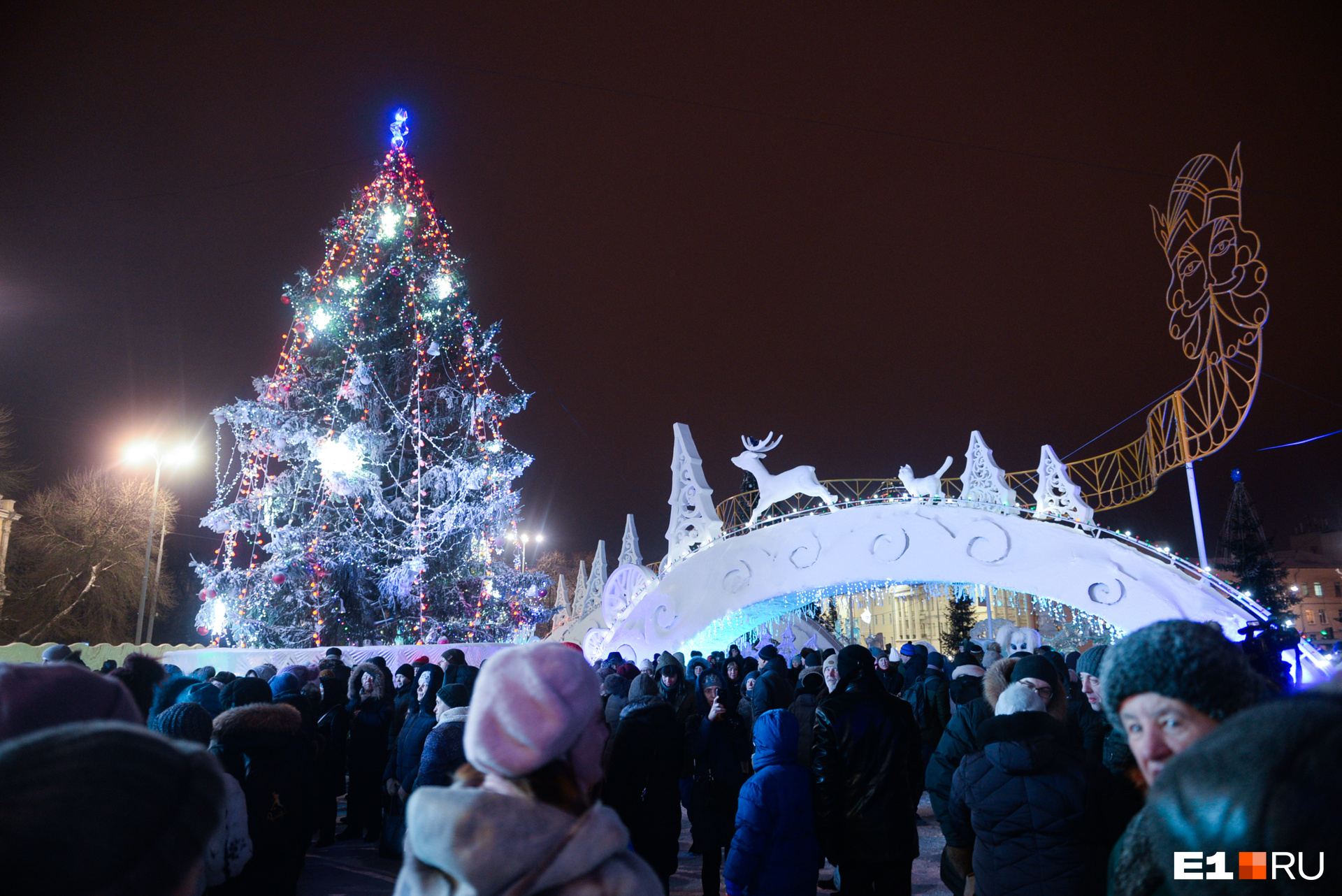 Так выглядит главная елка Екатеринбурга