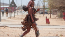 «Здесь всё достаточно дико»: сибиряк побывал в племенах Африки, где женщины ходят голыми по пояс