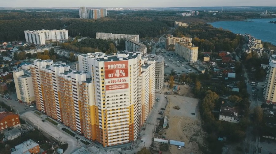 ЖК «Рощинский» стал новым центром притяжения для екатеринбуржцев, которые не готовы переплачивать за локацию, но хотят жить в новом доме<br>
