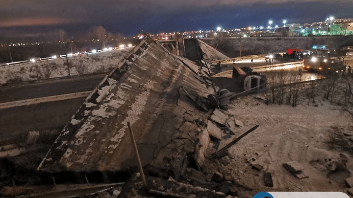 В Оренбурге обрушился мост, который ведет на выезд в сторону Уфы