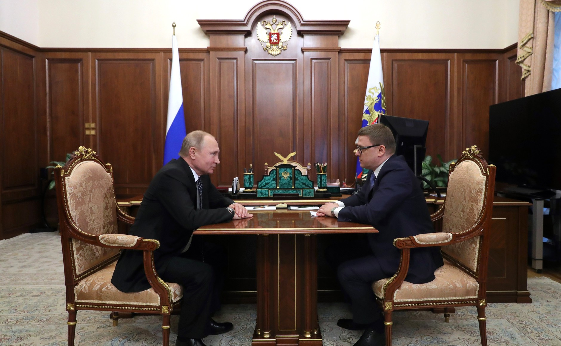 Владимир Путин назначил врио губернатора Челябинской области первого замминистра энергетики России Алексея Текслера Владимир Путин назначил врио губернатора Челябинской области первого замминистра энергетики России Алексея Текслера