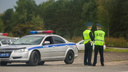 Автомобиль слетел с трассы в Новосибирской области: пострадало четыре человека