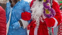 Приставы поймали должника в костюме Деда Мороза по объявлению в интернете