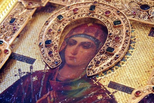 Родственники погибшей владелицы иконы передали её в епархию Родственники погибшей владелицы иконы передали её в епархию