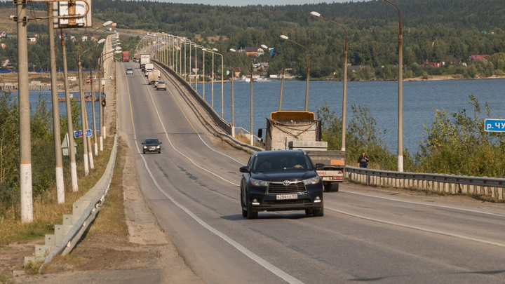 Возле Чусовского моста на 10 дней ограничат движение транспорта