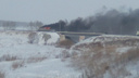 Водители встали в длинную пробку под Новосибирском из-за горящей фуры