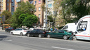 В центре Ростова три автомобиля и трамвай попали в ДТП