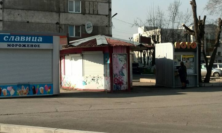 Павильон «Славицы» появился там на прошлой неделе Павильон «Славицы» появился там на прошлой неделе