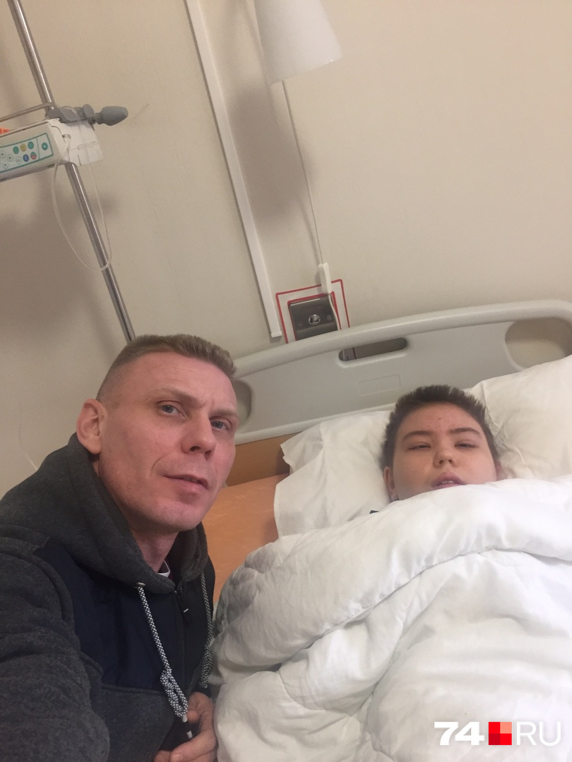 Сейчас Николай с супругой находятся в питерской больнице у кровати дочери 