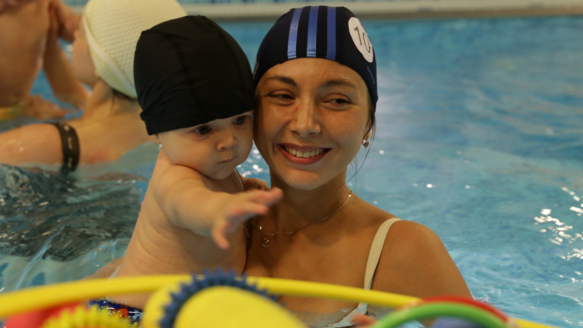 В Екатеринбурге более 60 малышей получили разряды по плаванию и нырянию
