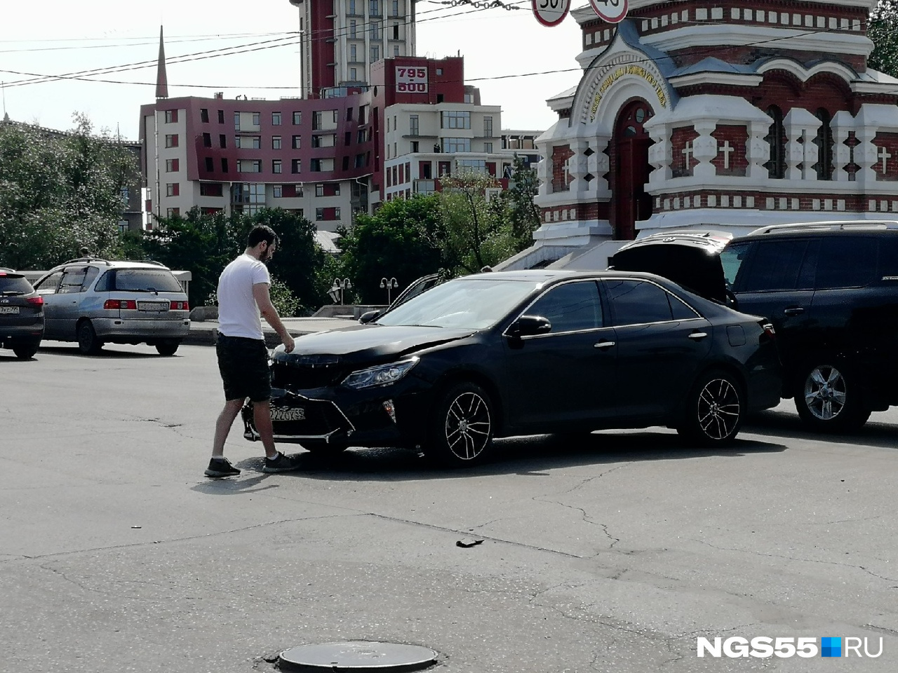 Пока неизвестно, были ли в автомобилях пассажиры Пока неизвестно, были ли в автомобилях пассажиры