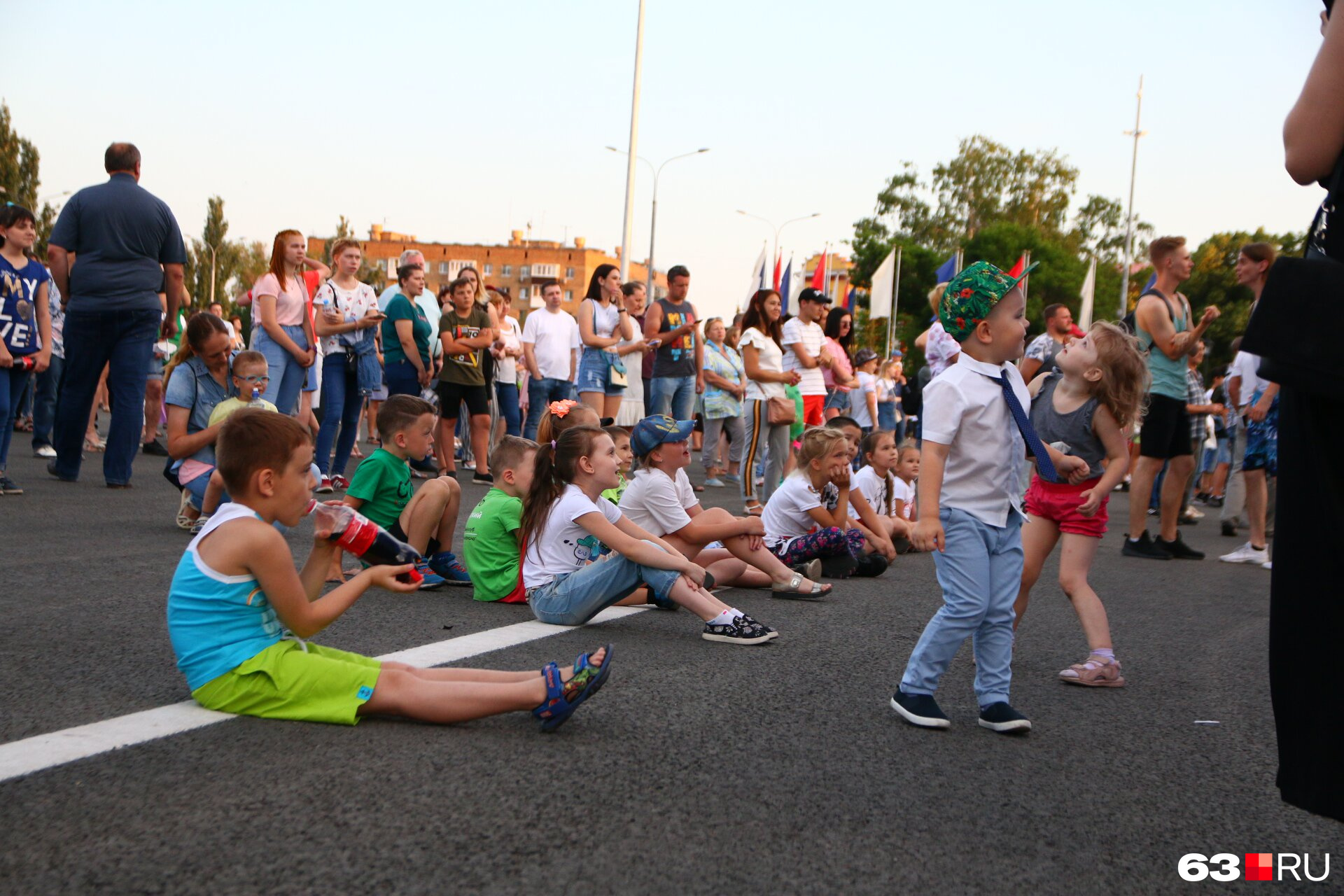 в празднике приняли участие
