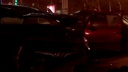 Последствия жёсткого ДТП с тремя седанами на Красном проспекте попали на видео