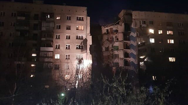 В Магнитогорске от взрыва обрушился подъезд жилого дома, погибли пять человек
