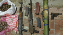 Автоматы, противотанковый гранатомет и патроны: в центре Ростова обнаружили целый арсенал оружия