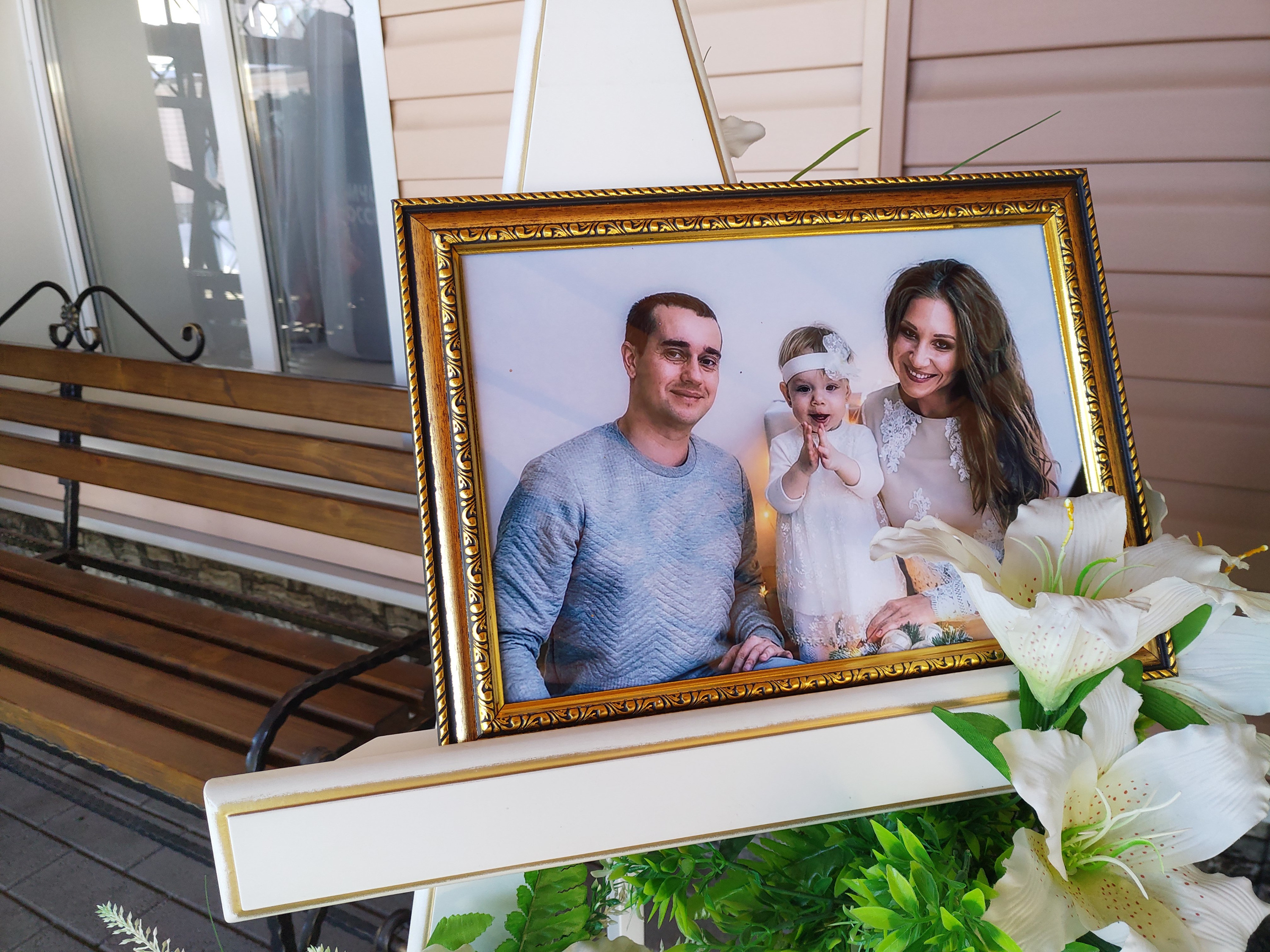 Семья жила в квартире на девятом этаже Семья жила в квартире на девятом этаже