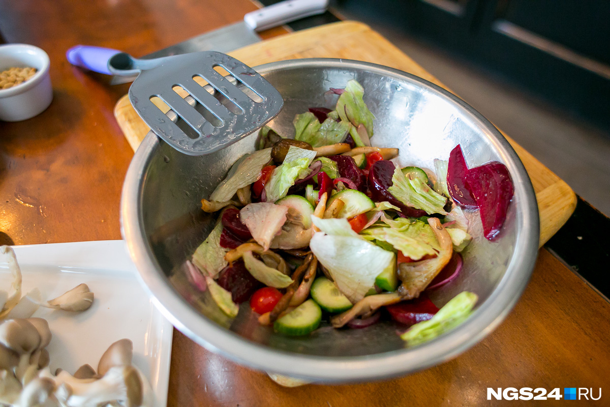 Свежий овощной салат рецепт с фото, калорийность блюда