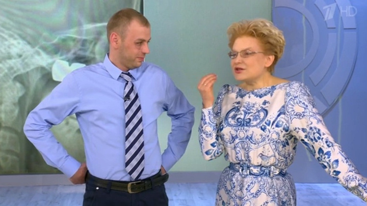 Житель Лесосибирска с болтом в голове попал к Малышевой на Первый канал и показал шрам