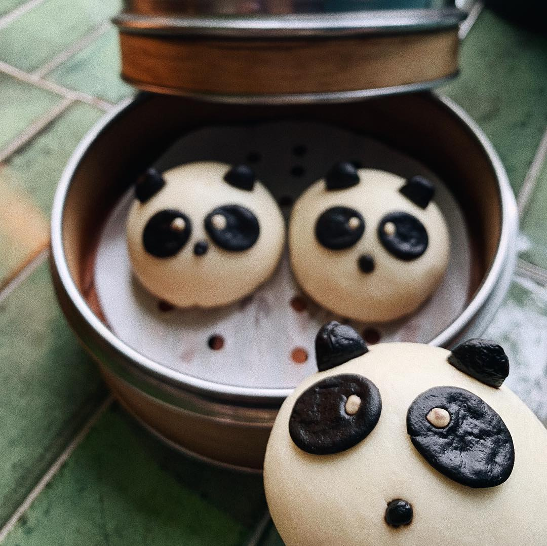 Из тарелки на вас смотрят удивлённые панды