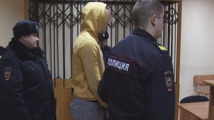 На Урале отправили за решетку студента, который совращал мальчиков-подростков в соцсетях