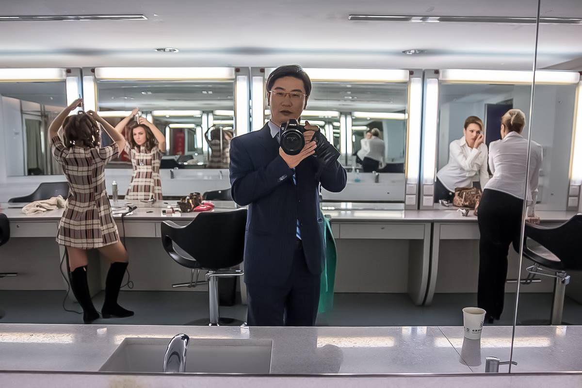 Алексей Кан — выпускающий редактор новостей на телеканале CCTV, говорит, что одна социальная сеть способна заменить китайцам весь виртуальный мир