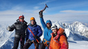 Красноярские альпинисты за 9 дней поднялись на два «пятитысячника» — Эльбрус и Казбек