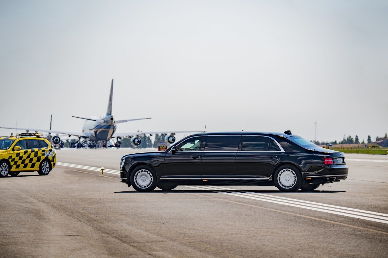 Удлинённая версия L700 адресована чиновникам высшего ранга Удлинённая версия L700 адресована чиновникам высшего ранга