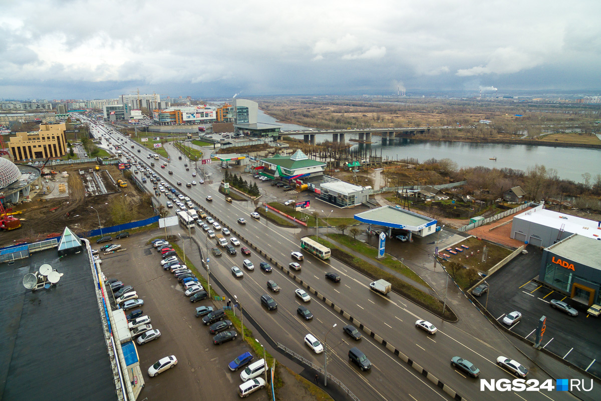 Вид на Партизана Железняка Вид на Партизана Железняка