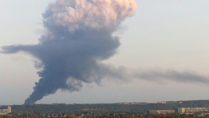 «Что горит в районе Ройки?»: высокий столб дыма напугал нижегородцев
