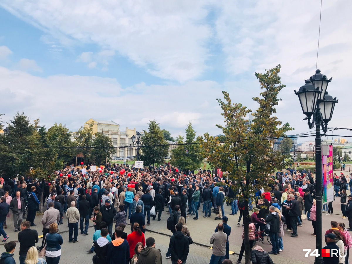 На митинге, организатором которого принято считать Навального, было на удивление много людей среднего возраста
