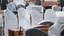Поставят 67 лотков: власти Перми проведут торги на право продавать цветы на Северном кладбище