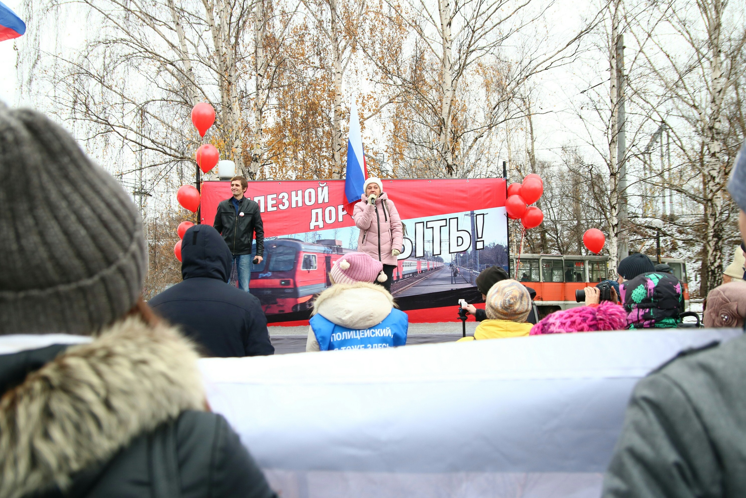 Анастасия Мальцева специально приехала на митинг на автомобиле — чтобы посмотреть, сколько займет дорога от Молодежной