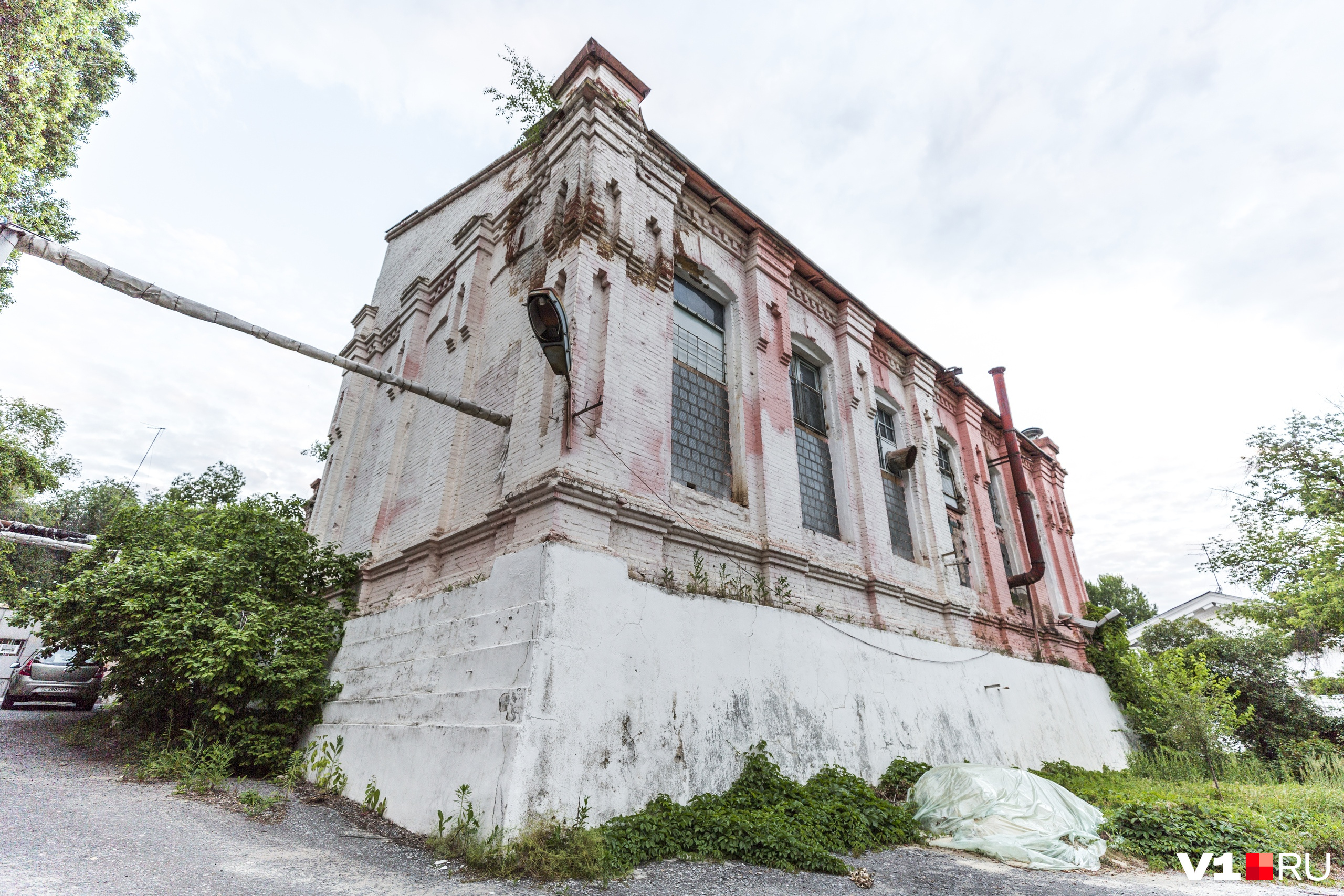 «Концессии Водоснабжения» вернули мэрии старые здания на набережной