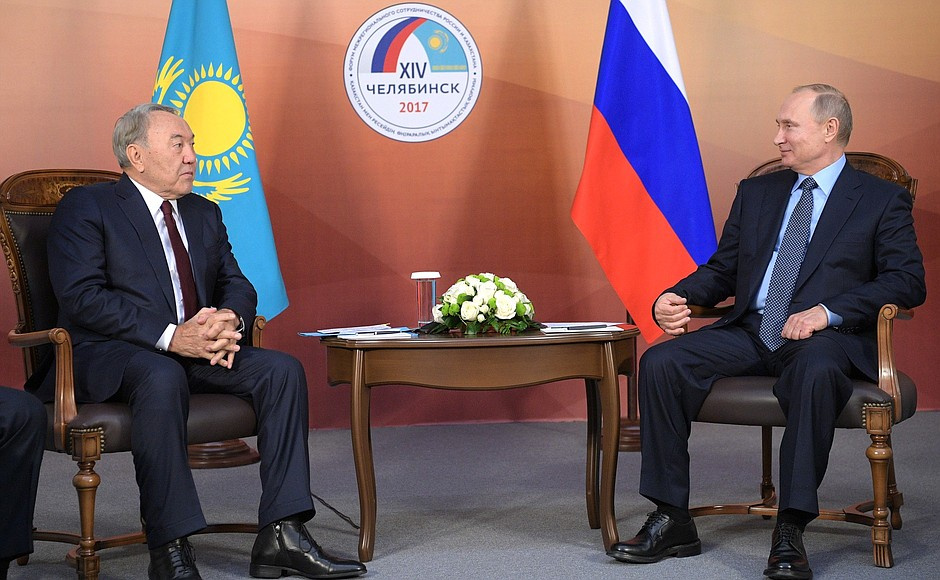 Нурсултан Назарбаев и Владимир Путин не подозревали, что подготовка к их встрече шла на самых неожиданных фронтах