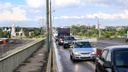 Долой пробки: на Мызинском мосту изменили режим работы светофора
