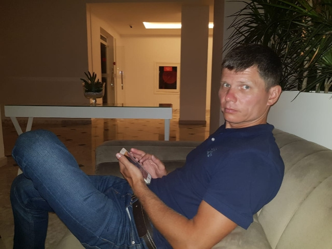 Вряд ли Артем Мазов, уходя из дома со своими сыновьями, предполагал, что искать их будут всей страной Вряд ли Артем Мазов, уходя из дома со своими сыновьями, предполагал, что искать их будут всей страной