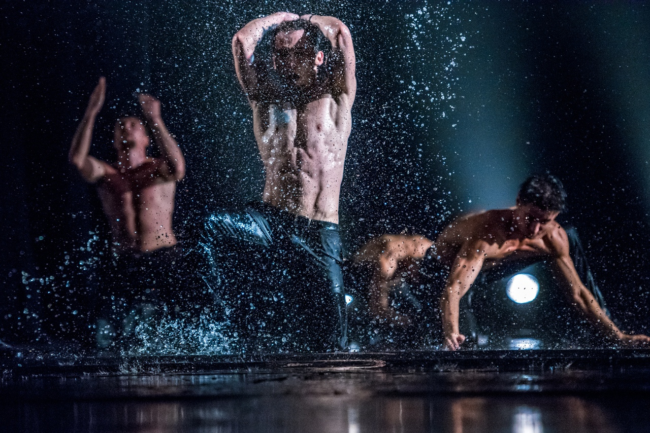 танцы под дождем шоу в санкт петербурге