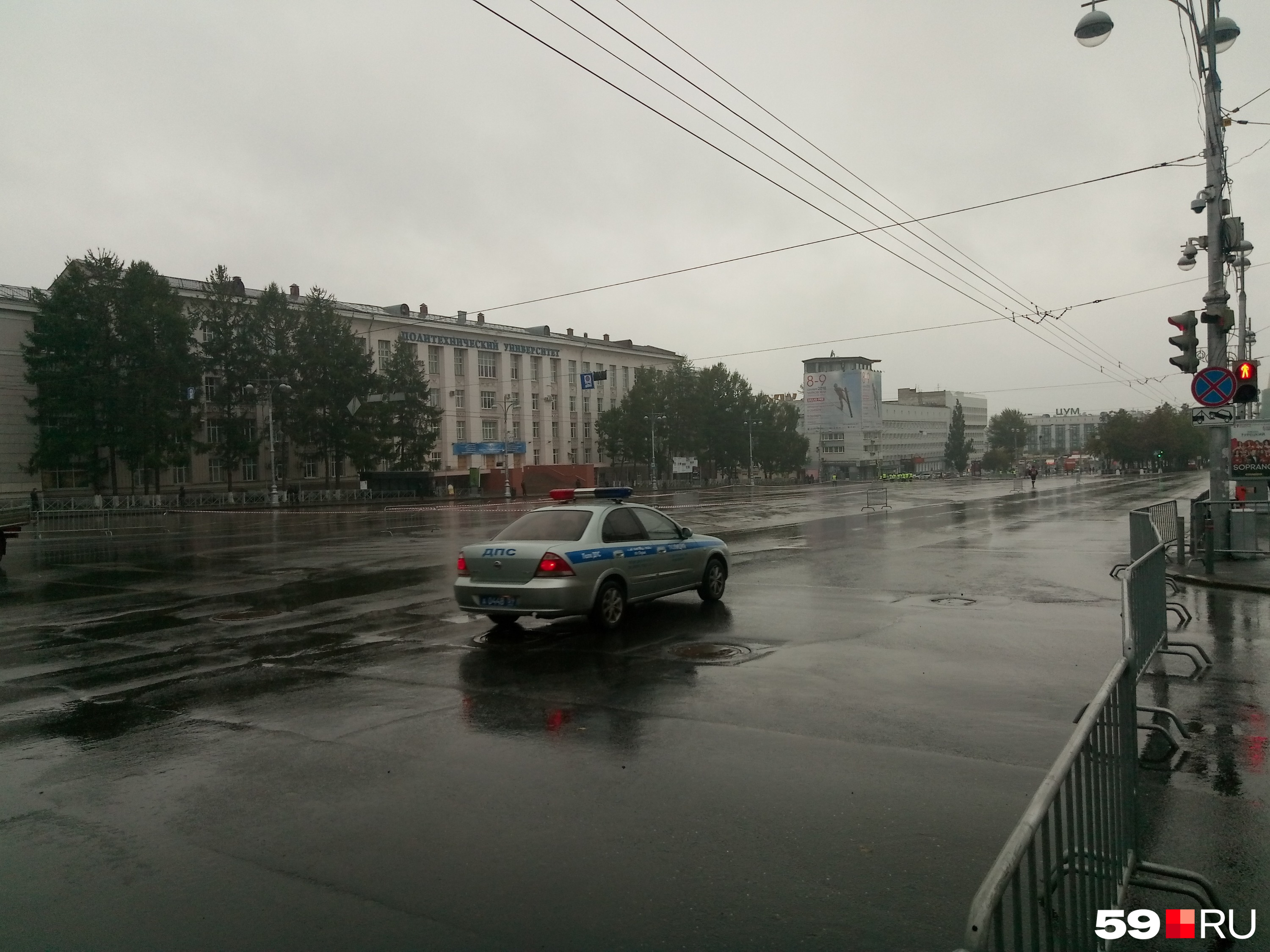 Октябрьская площадь Октябрьская площадь