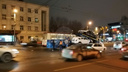 «Теперь как у Lamborghini»: в центре Челябинска автовоз снёс дверь трамваю