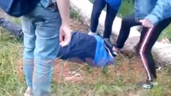 В Рыбинске подростки толпой избили мальчика. Что известно к этому часу