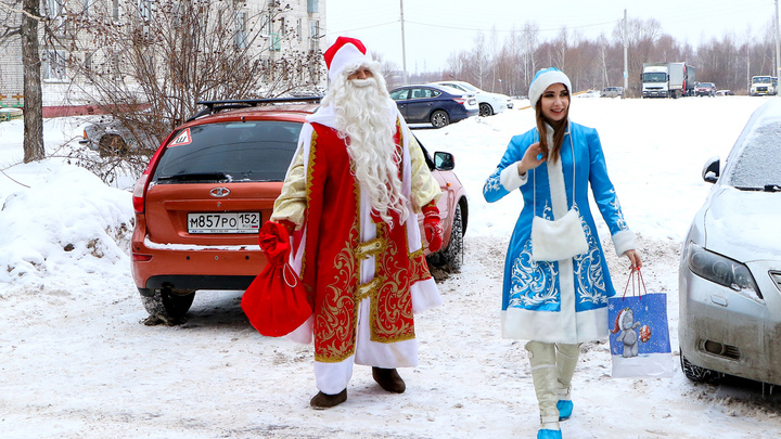 «Ну, ребятки, кому подарки?» Форумчане NN.ru организовали собственную дедморозную службу