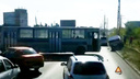 Встал поперек: в Тольятти столкнулись автобус и легковушка