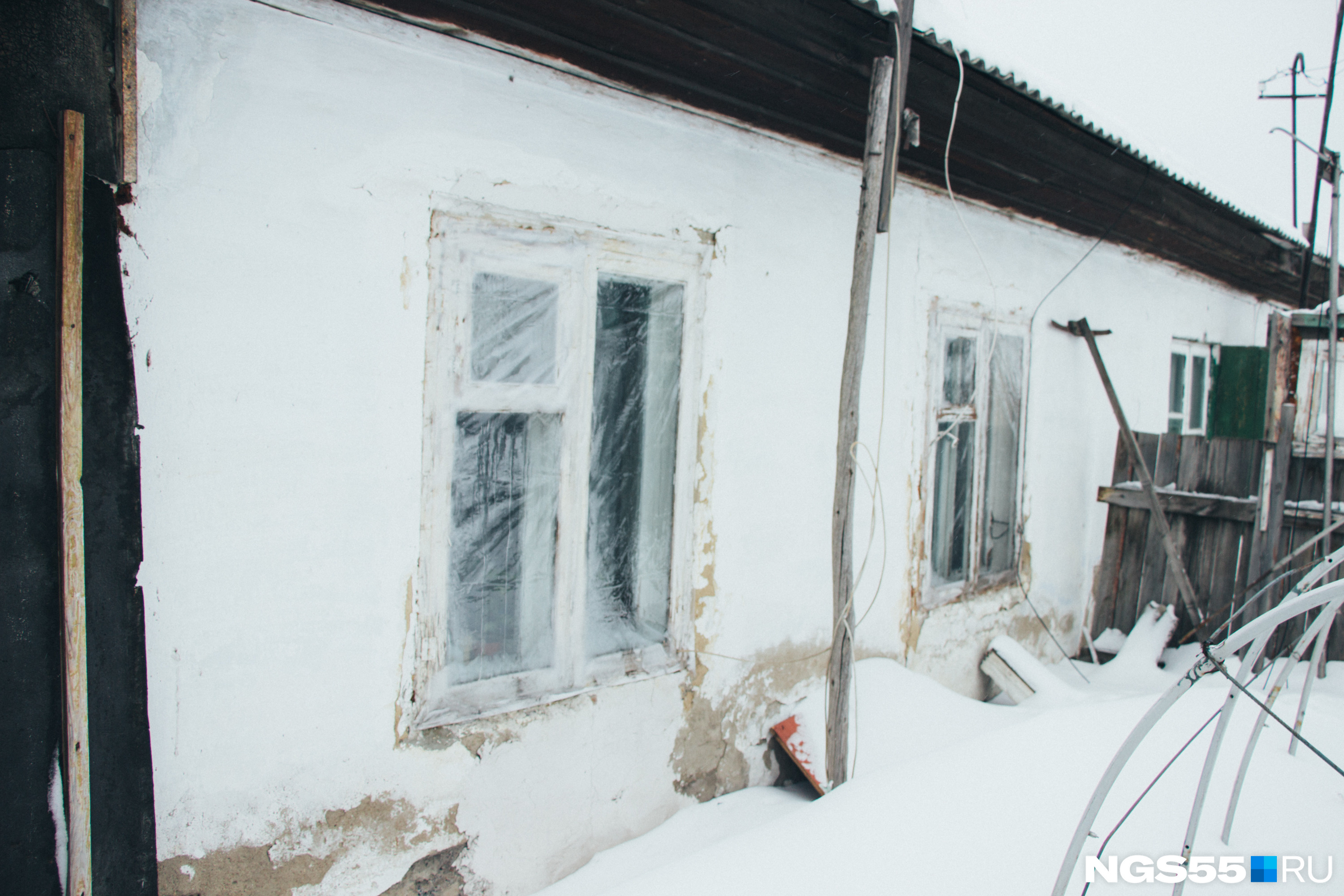 Нея жилье. Архангельск летом бараки.